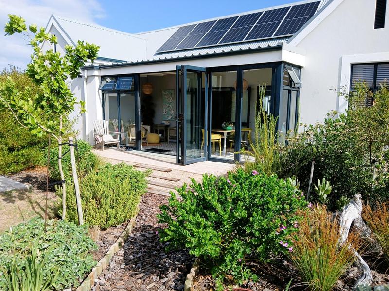 To Let 3 Bedroom Property for Rent in Stilbaai Wes Western Cape